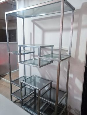 Juguetero Metálico Cromado Con Entrepaños De Vidrio Precio 3360 Foto2